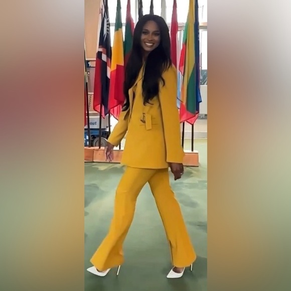 REVOLVE X Lita | Saffron Flared Leg Suit Pant (6) - Picture 4 of 13